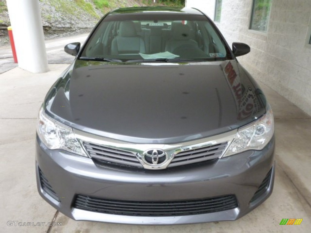 2013 Camry L - Magnetic Gray Metallic / Ash photo #6