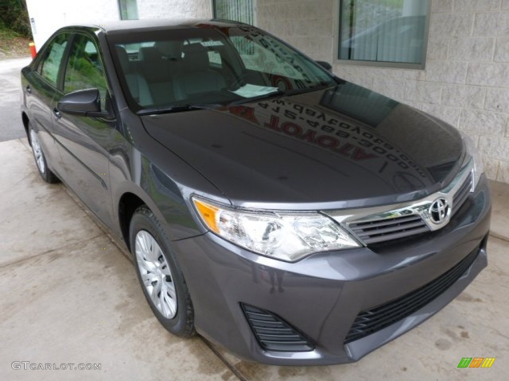 2013 Camry L - Magnetic Gray Metallic / Ash photo #7