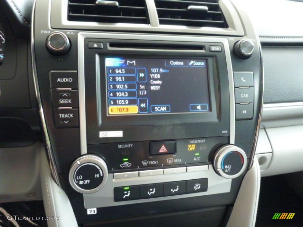 2013 Camry L - Magnetic Gray Metallic / Ash photo #18