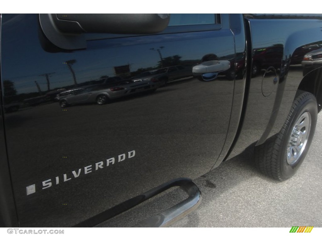 2008 Silverado 1500 LS Regular Cab 4x4 - Black / Dark Titanium photo #21