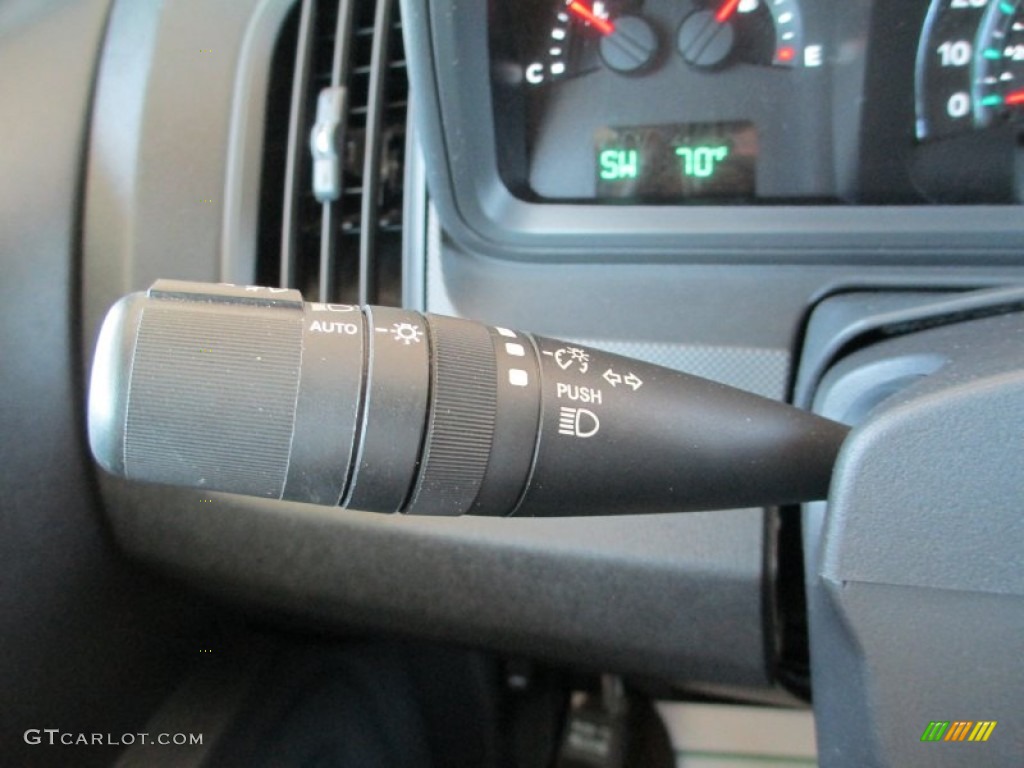 2010 Journey SXT - Inferno Red Crystal Pearl Coat / Dark Slate Gray photo #13