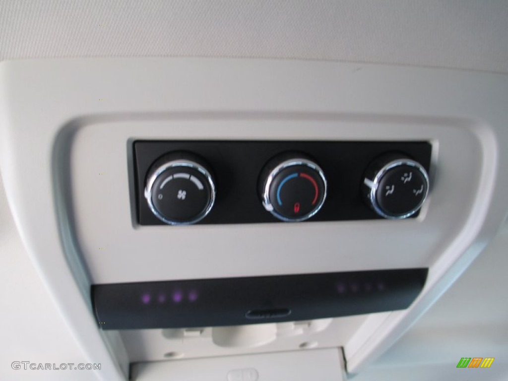 2010 Journey SXT - Inferno Red Crystal Pearl Coat / Dark Slate Gray photo #23