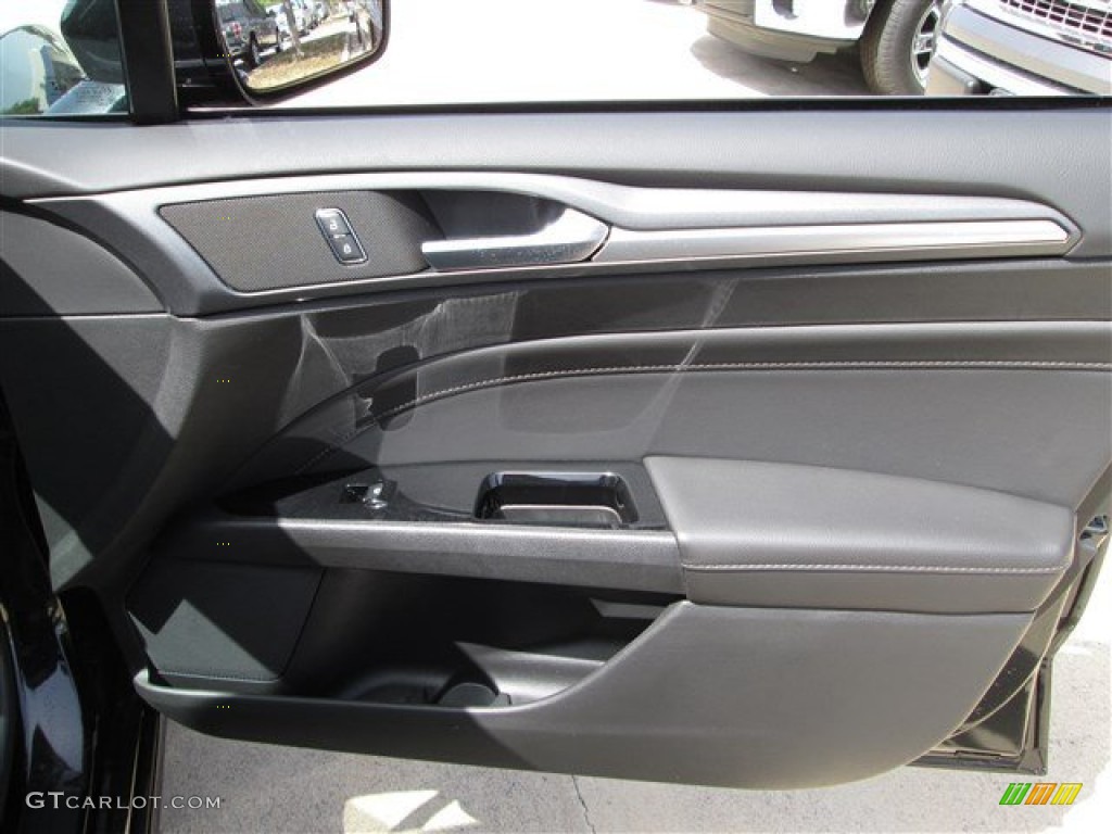 2014 Ford Fusion Hybrid Titanium Charcoal Black Door Panel Photo #84467945