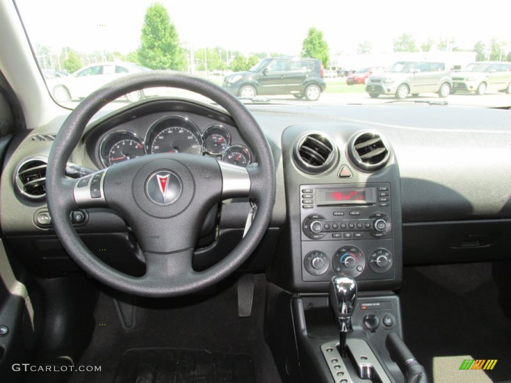 2006 Pontiac G6 GT Sedan Ebony Dashboard Photo #84468317