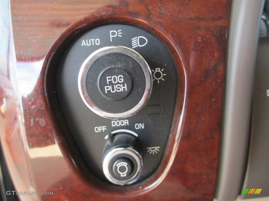 2004 Rendezvous Ultra AWD - Black / Light Gray photo #14