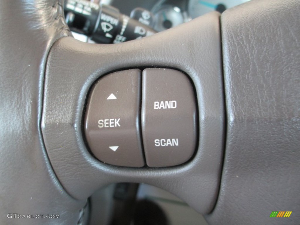 2004 Rendezvous Ultra AWD - Black / Light Gray photo #18