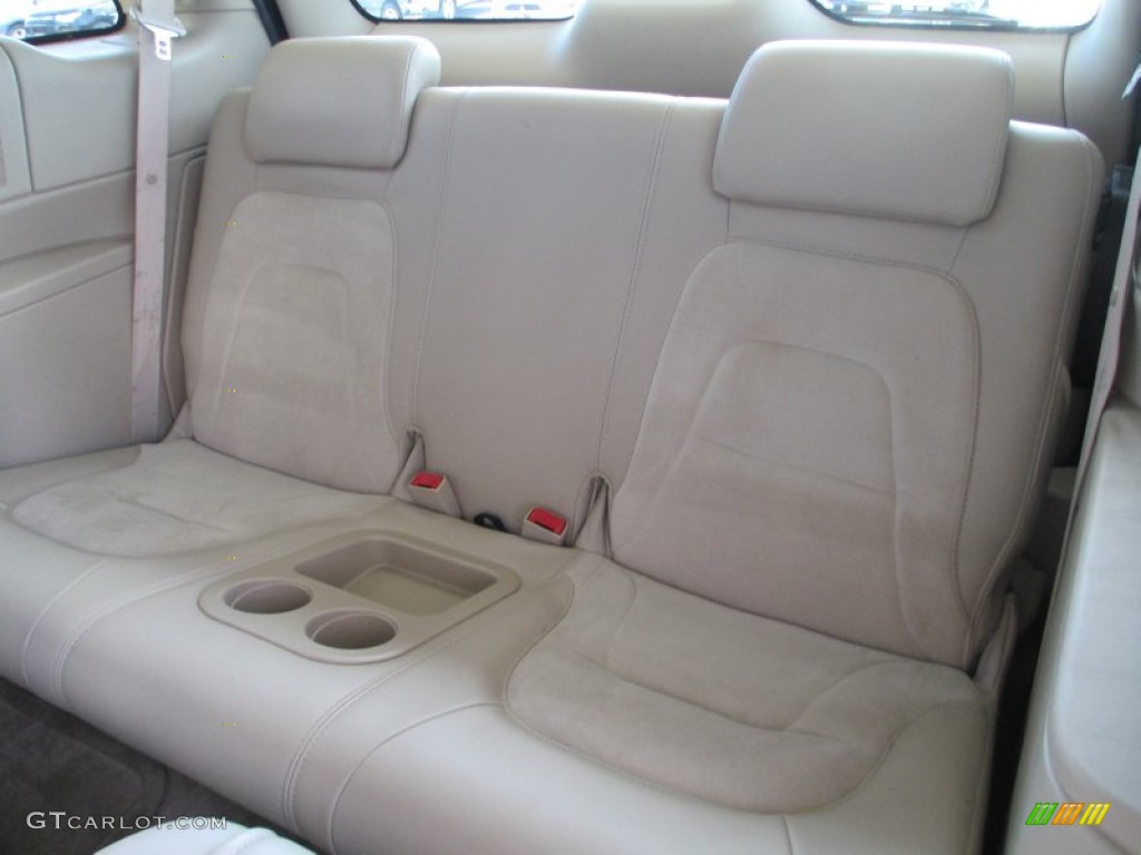 2004 Rendezvous Ultra AWD - Black / Light Gray photo #27