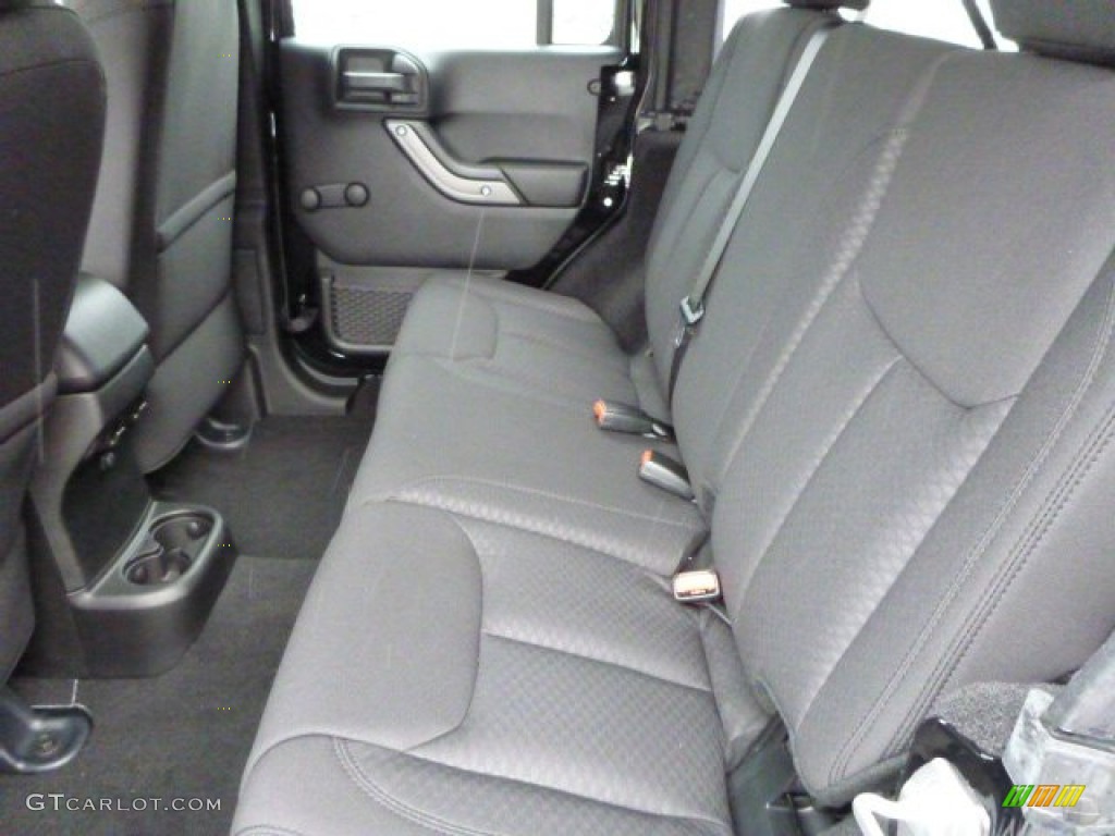 Black Interior 2014 Jeep Wrangler Unlimited Sport 4x4 Photo #84472088