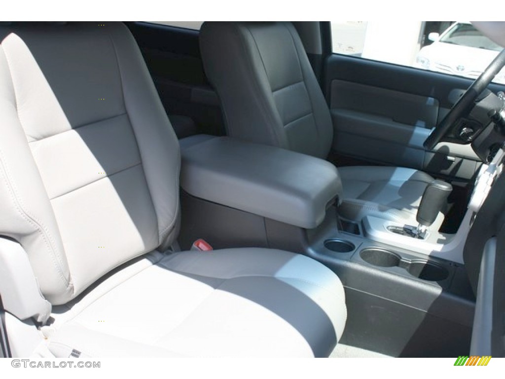 2009 Sequoia SR5 4x4 - Nautical Blue Metallic / Graphite Gray photo #16