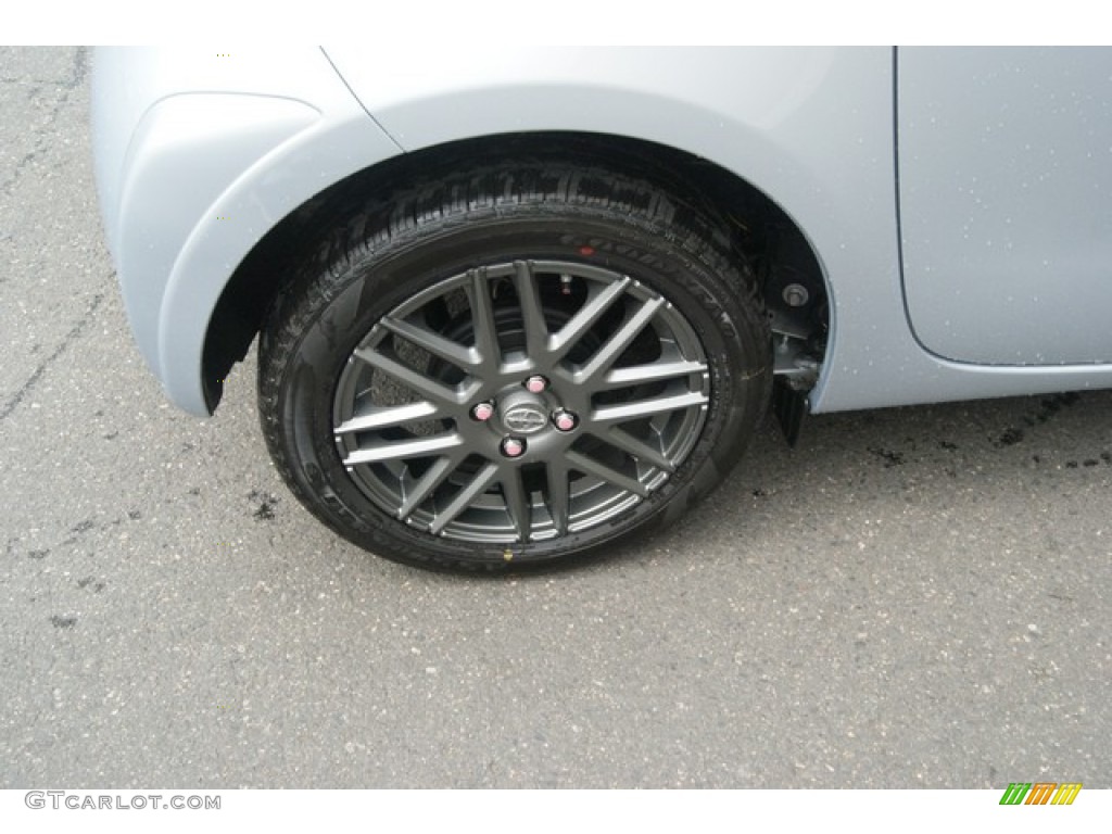 2014 Scion iQ Series Limited Edition Wheel Photos