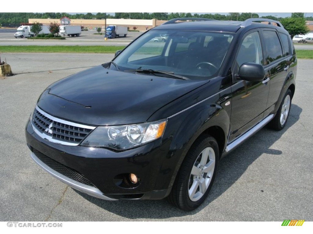 Labrador Black Pearl Mitsubishi Outlander