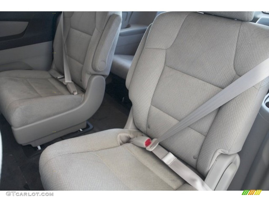 2014 Honda Odyssey LX Rear Seat Photo #84474431