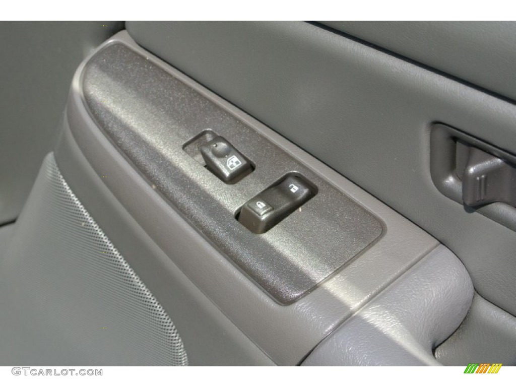 2006 Sierra 1500 SL Crew Cab 4x4 - Stealth Gray Metallic / Dark Pewter photo #20