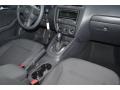 Black - Jetta S Sedan Photo No. 6