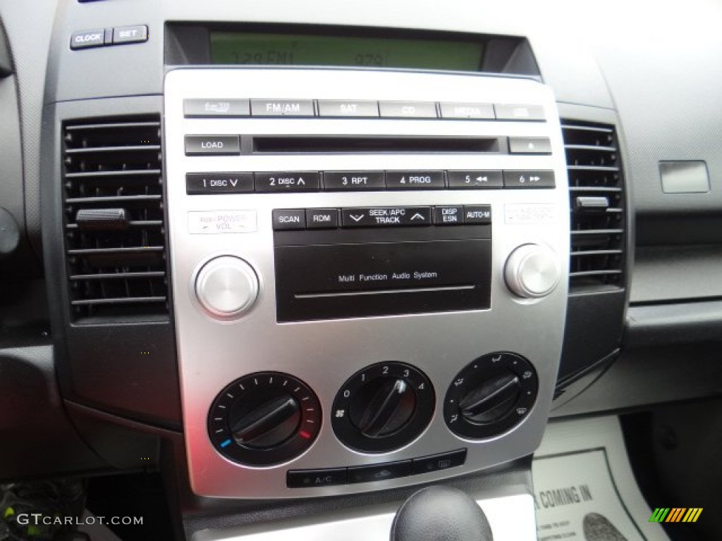 2006 MAZDA5 Sport - Whitewater Pearl / Black photo #32