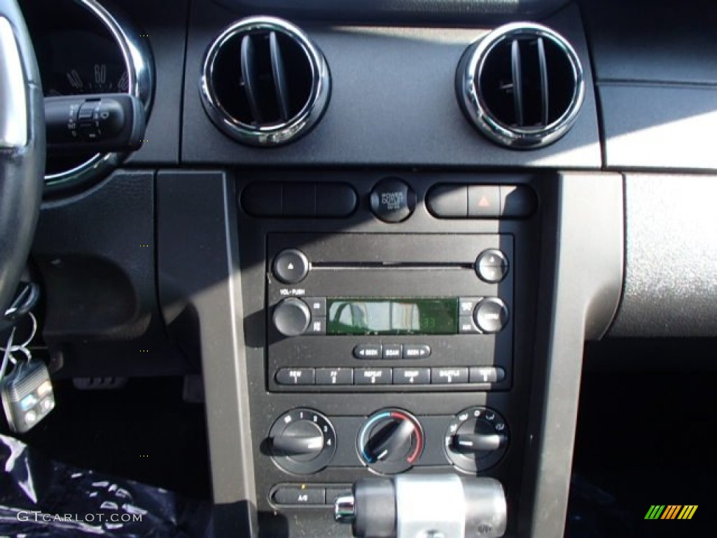 2006 Mustang V6 Premium Coupe - Vista Blue Metallic / Dark Charcoal photo #14