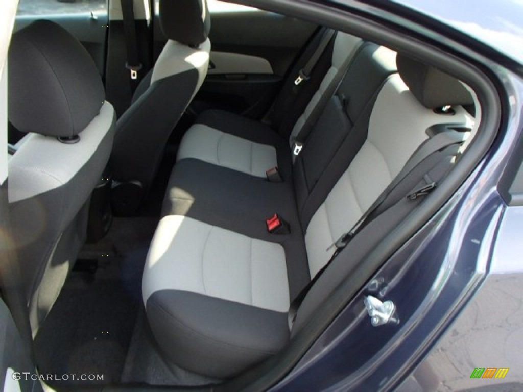 2014 Cruze LS - Atlantis Blue Metallic / Jet Black/Medium Titanium photo #12