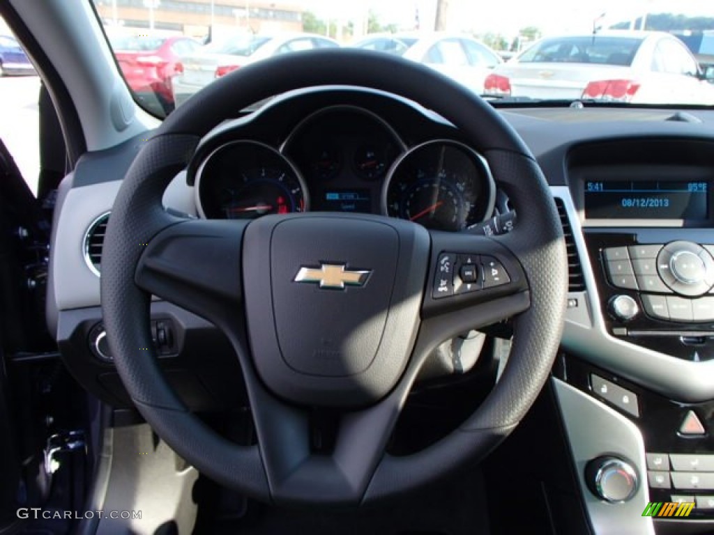 2014 Cruze LS - Atlantis Blue Metallic / Jet Black/Medium Titanium photo #18