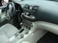 2011 Classic Silver Metallic Toyota Highlander SE 4WD  photo #23
