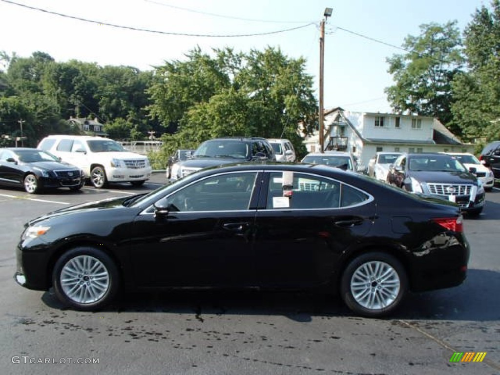 Obsidian Black Lexus ES