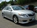 Classic Silver Metallic - Camry SE Photo No. 3