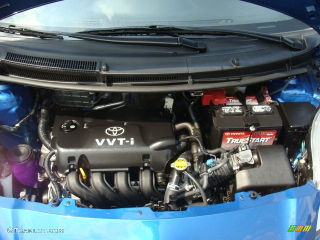2010 Yaris 5 Door Liftback - Blazing Blue Pearl / Dark Charcoal photo #25