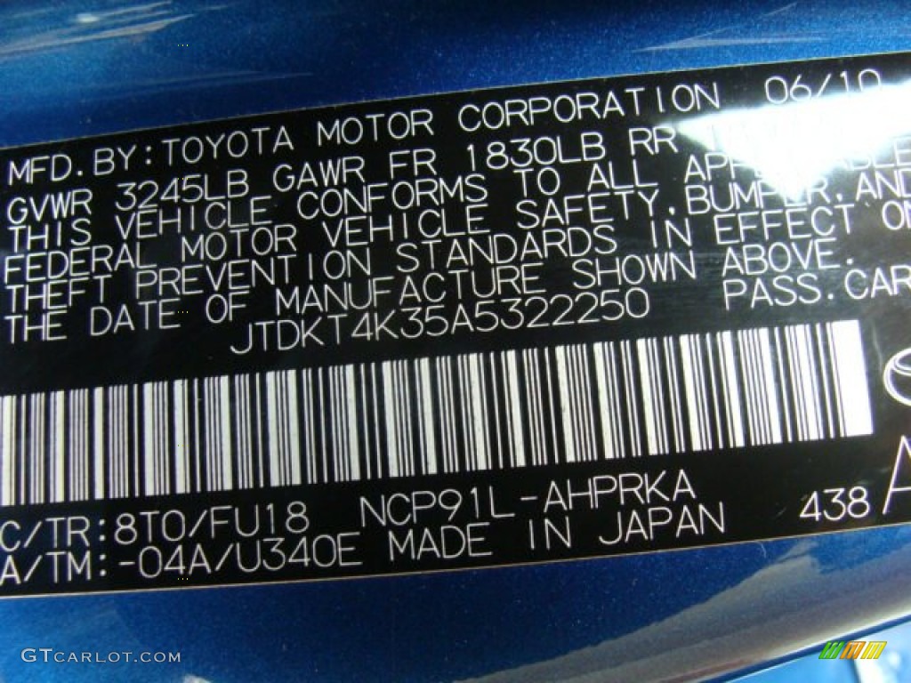 2010 Yaris 5 Door Liftback - Blazing Blue Pearl / Dark Charcoal photo #26
