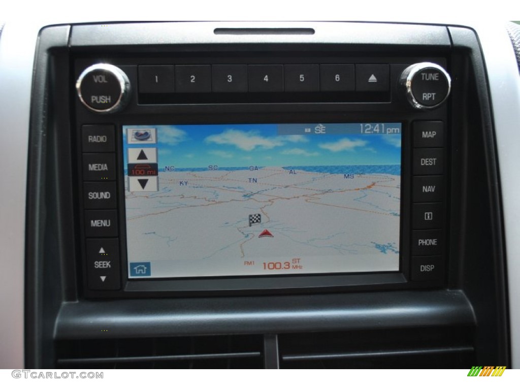 2010 Mercury Mountaineer V8 Premier AWD Navigation Photo #84487698