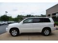 Super White - Highlander 4WD Photo No. 11
