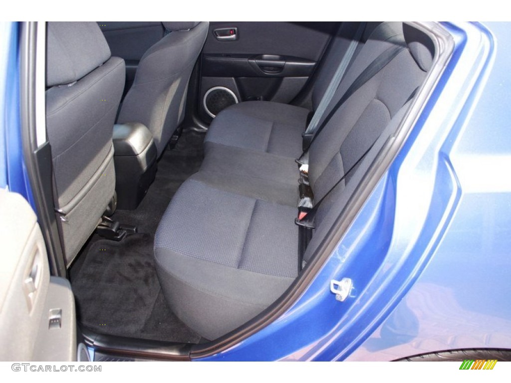 2005 Mazda MAZDA3 s Sedan Rear Seat Photo #84492987