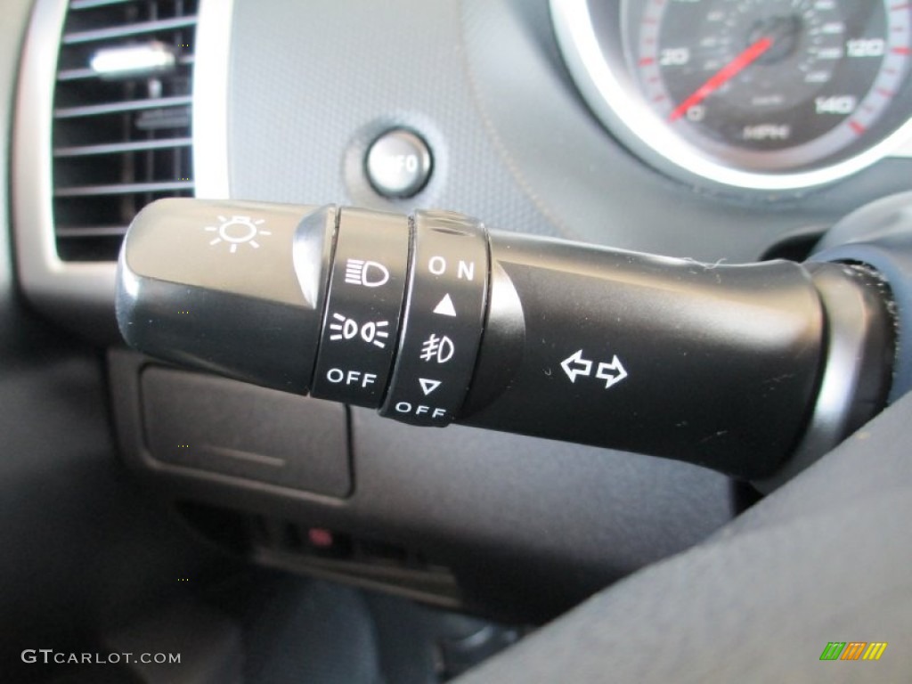 2008 Mitsubishi Outlander ES 4WD Controls Photo #84496256