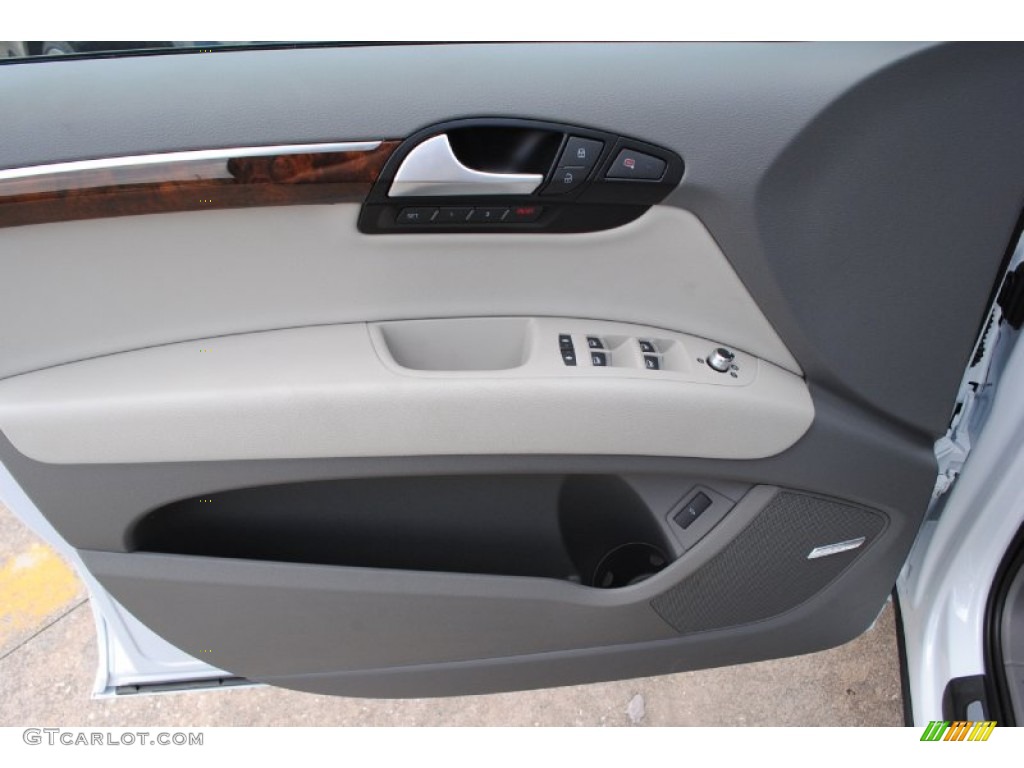 2014 Audi Q7 3.0 TFSI quattro Limestone Gray Door Panel Photo #84497601