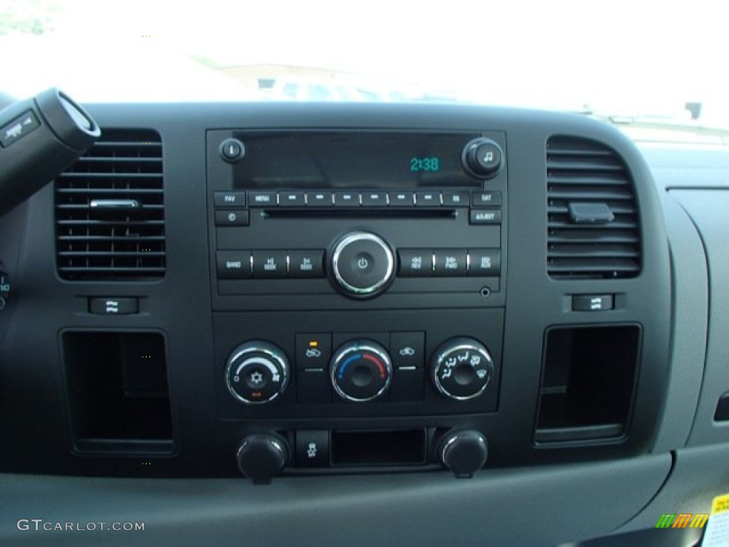 2013 Silverado 1500 Work Truck Regular Cab - Silver Ice Metallic / Dark Titanium photo #13