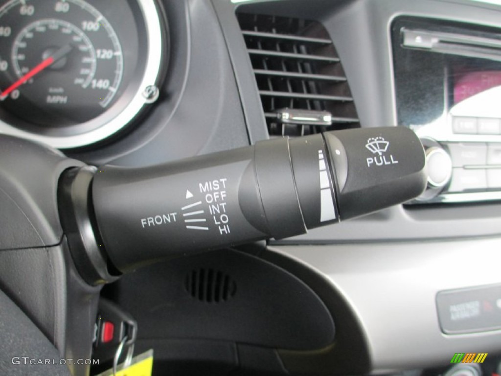 2014 Mitsubishi Lancer ES Controls Photo #84498663