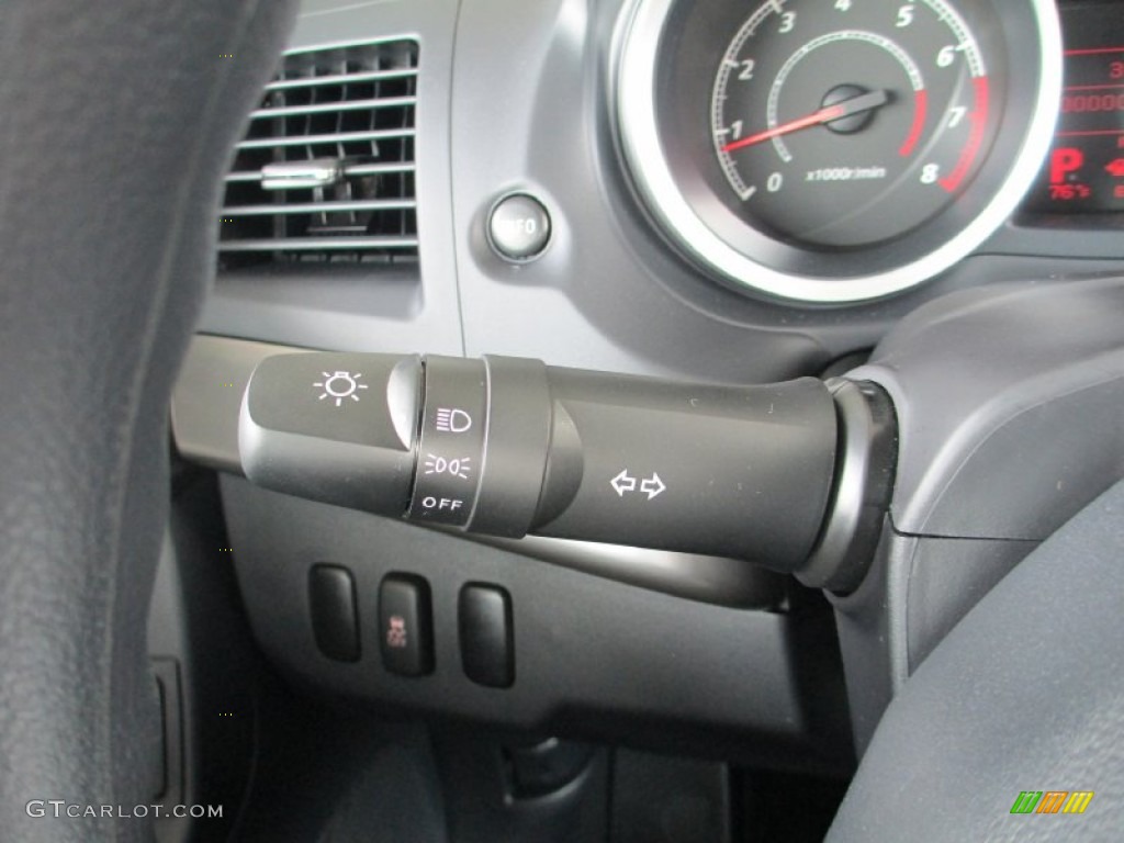 2014 Mitsubishi Lancer ES Controls Photo #84498684
