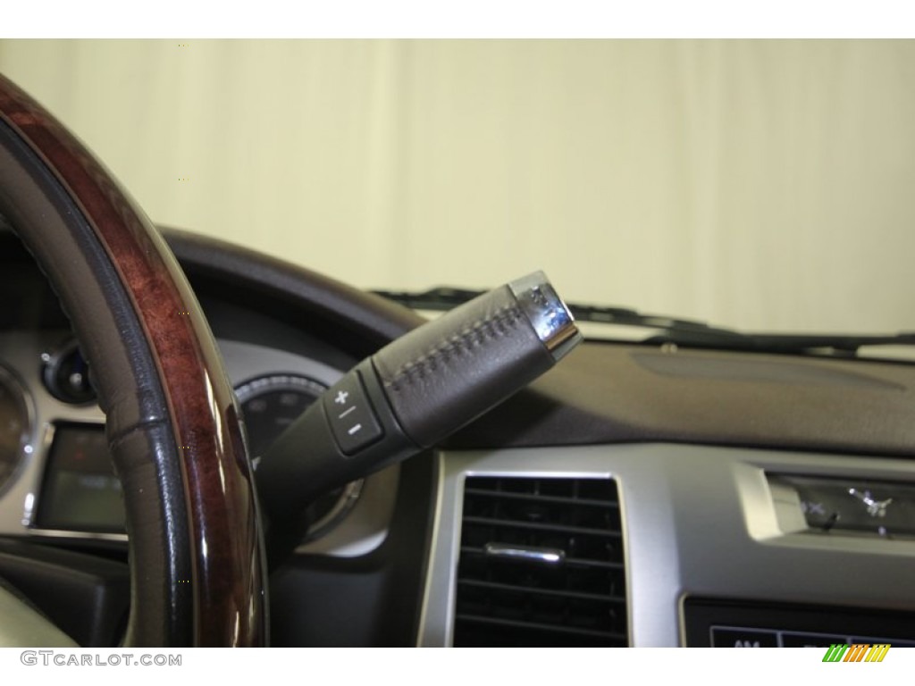 2010 Escalade AWD - Galaxy Gray / Cashmere/Cocoa photo #26