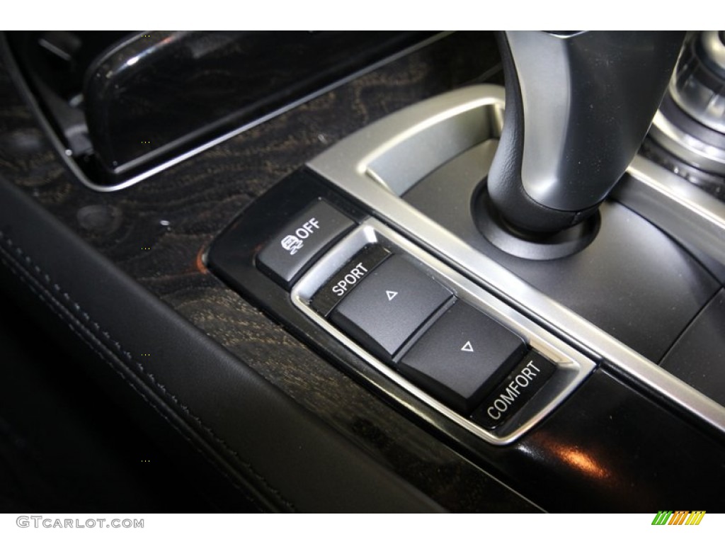 2013 7 Series 750i Sedan - Dark Graphite Metallic II / Black photo #25