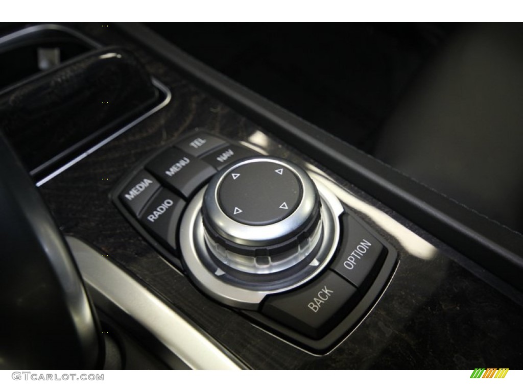 2013 7 Series 750i Sedan - Dark Graphite Metallic II / Black photo #26