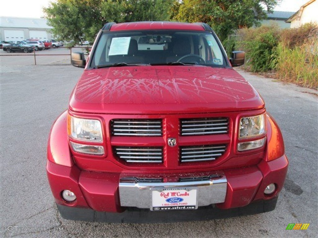 2011 Nitro Heat 4.0 4x4 - Redline 2-Coat Pearl / Dark Slate Gray photo #2