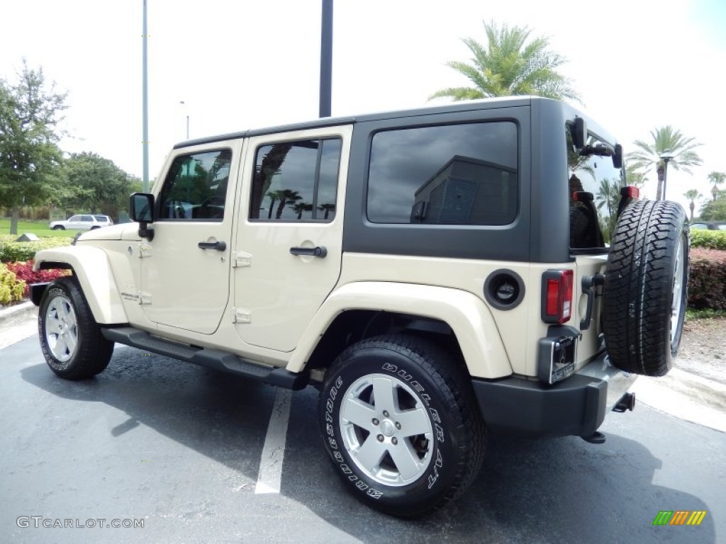 2011 Wrangler Unlimited Sahara 4x4 - Sahara Tan / Black/Dark Saddle photo #5