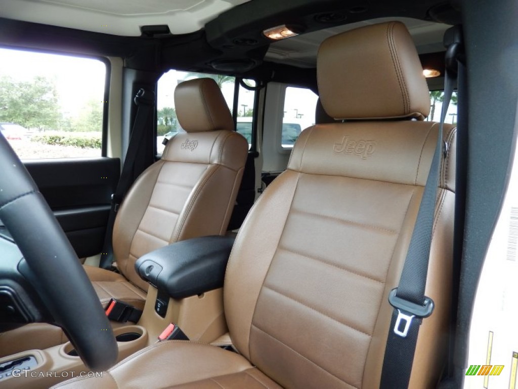 2011 Wrangler Unlimited Sahara 4x4 - Sahara Tan / Black/Dark Saddle photo #14