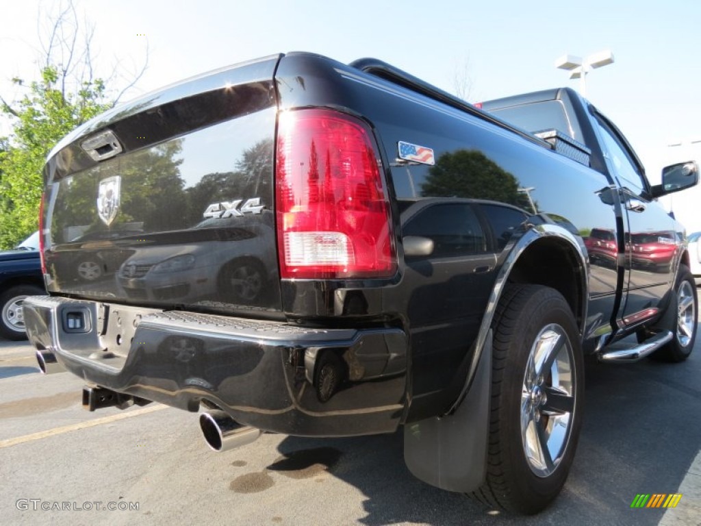 2012 Ram 1500 ST Regular Cab 4x4 - Black / Dark Slate Gray/Medium Graystone photo #3