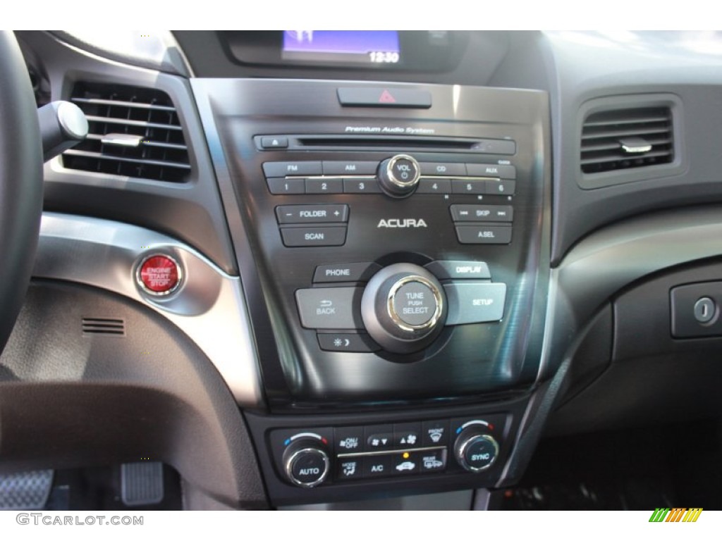 2014 Acura ILX 2.0L Controls Photo #84506331