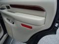 Blue Chip - Escalade AWD Photo No. 18
