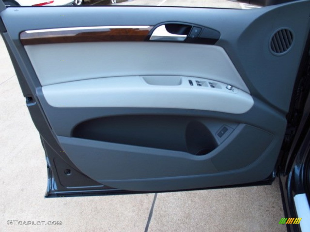 2014 Audi Q7 3.0 TFSI quattro Limestone Gray Door Panel Photo #84506847