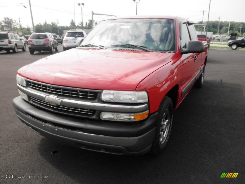 2002 Silverado 1500 LS Extended Cab - Victory Red / Graphite Gray photo #3