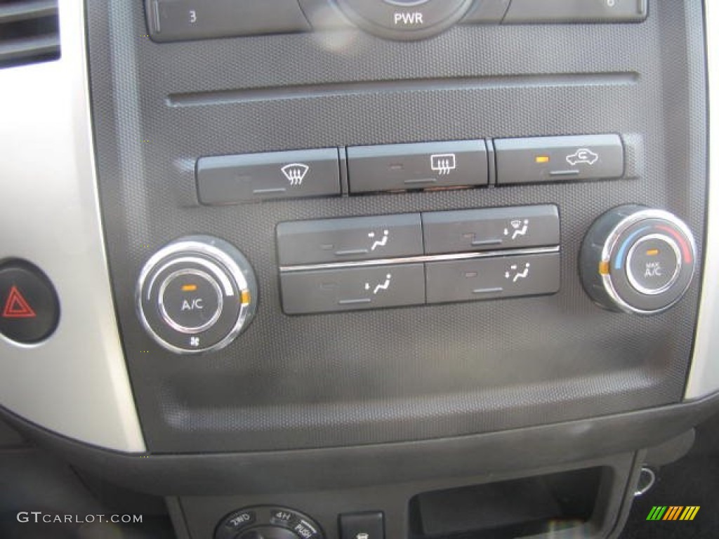 2012 Xterra S 4x4 - Metallic Green / Gray photo #25