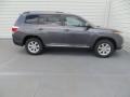 2013 Magnetic Gray Metallic Toyota Highlander V6  photo #3