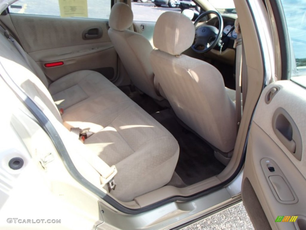 2000 Intrepid  - Champagne Pearl Metallic / Camel Tan photo #14