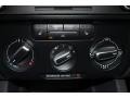 Black - Jetta SE Sedan Photo No. 23